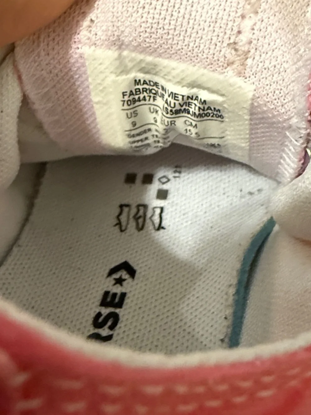 Converse Kids Low Top Sneakers in White and Pink